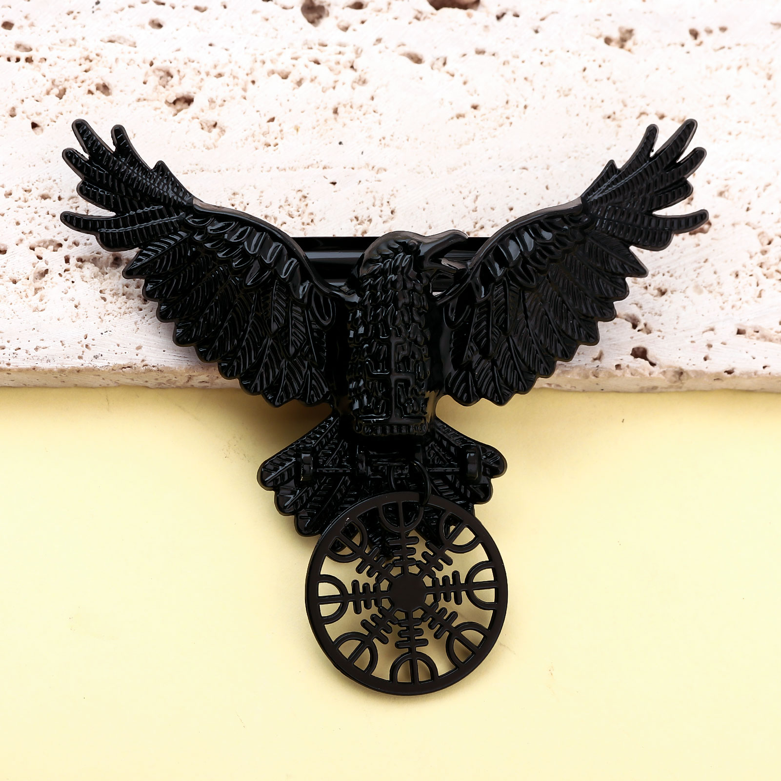 Vintage Viking Black Crow Neck - đánh giá và giá Compass Keychain Mini